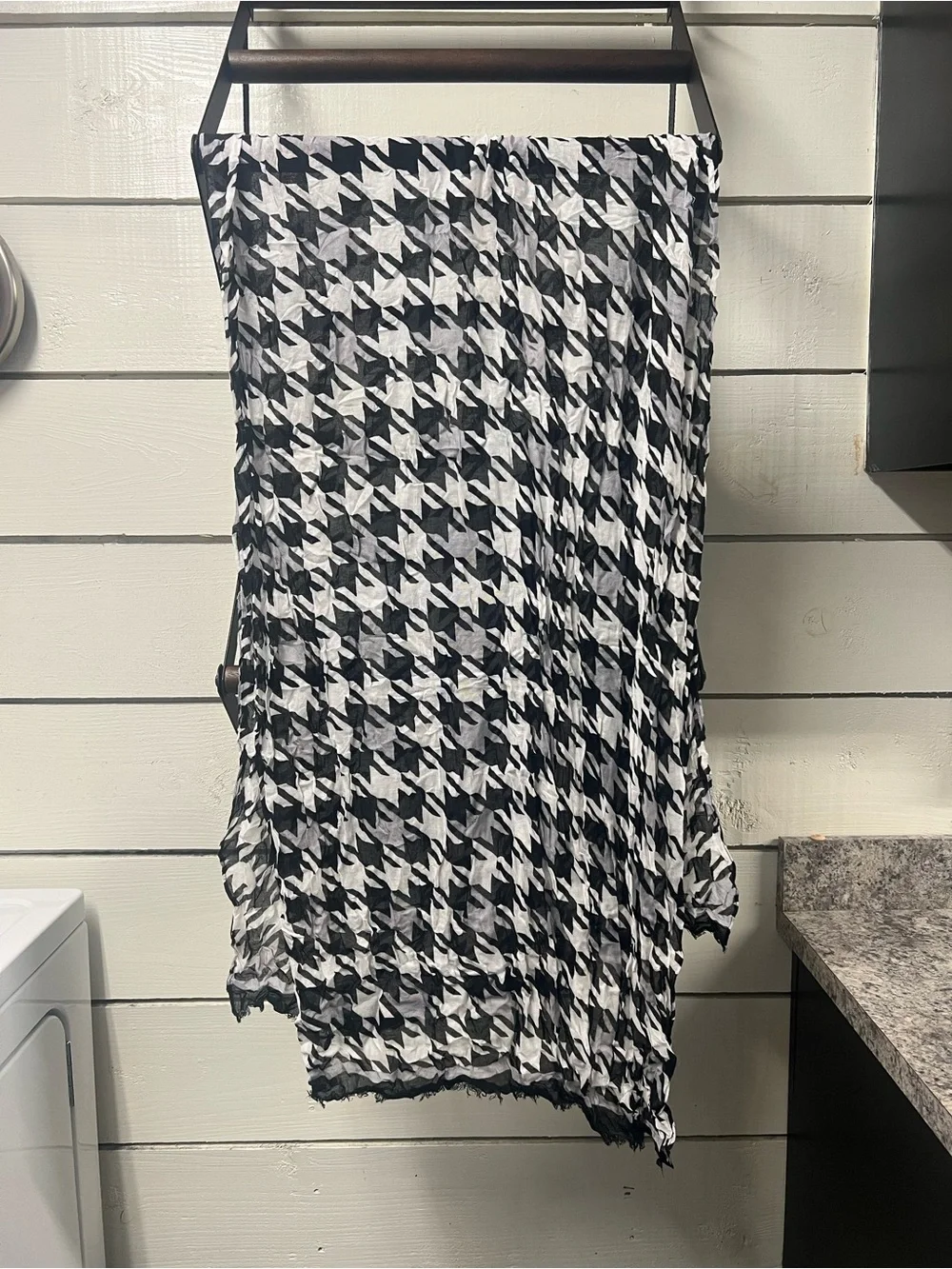 4 Black & White Patterned Scarfs